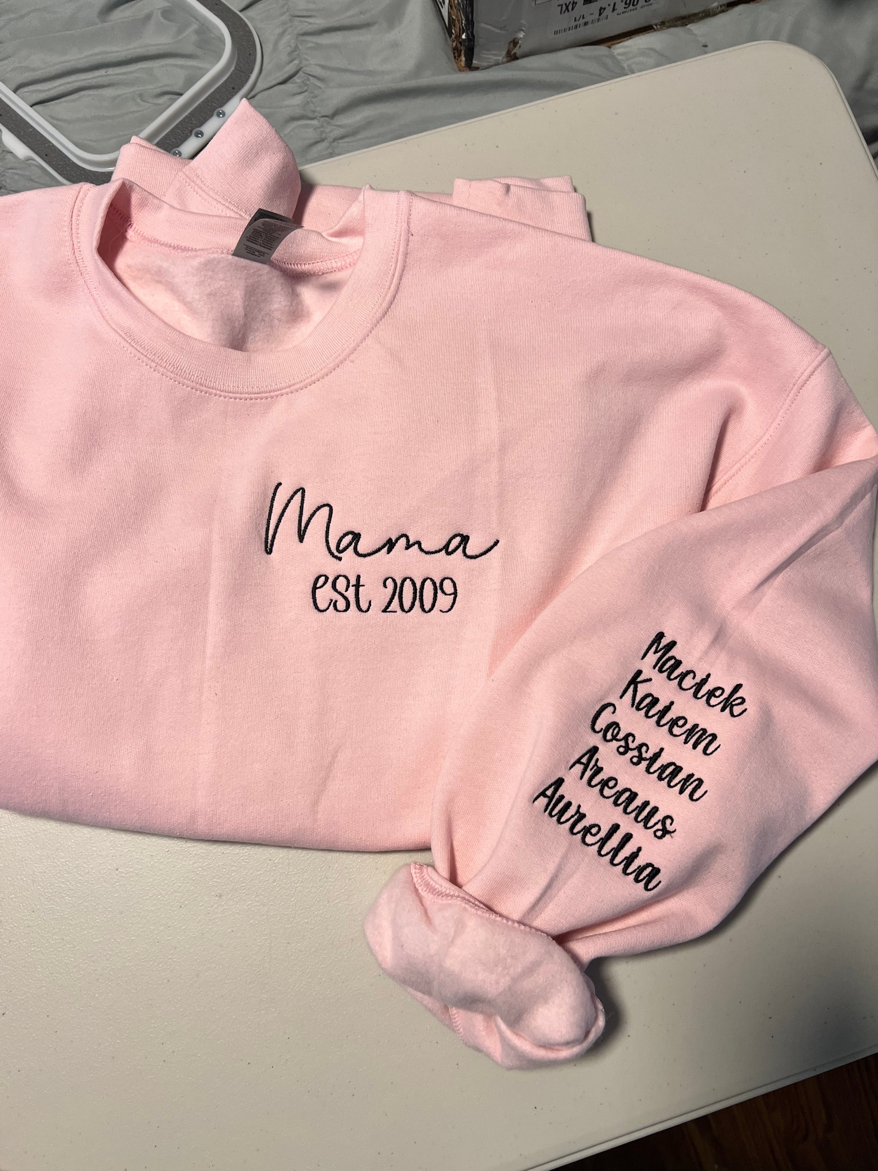 Aunt/Grandma/Mom sweatshirt | Savanah's Little Stitches, LLC